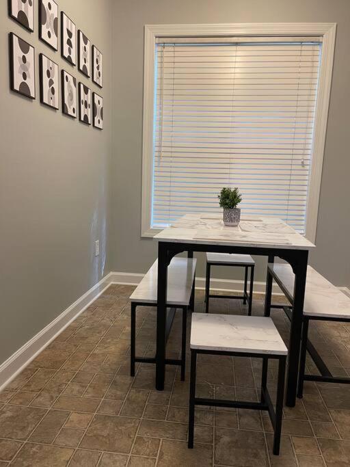 Simple Elegant Townhouse Dt Raleigh Ncsu Apartamento Exterior foto