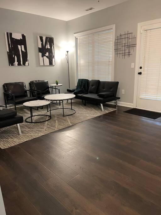 Simple Elegant Townhouse Dt Raleigh Ncsu Apartamento Exterior foto