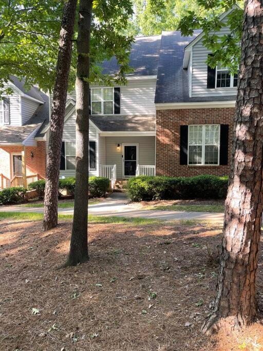 Simple Elegant Townhouse Dt Raleigh Ncsu Apartamento Exterior foto